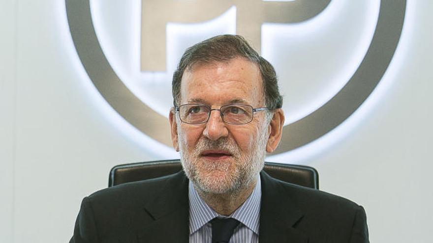 El PP pide al PSOE que abandone intereses personales y partidistas y deje gobernar a Rajoy