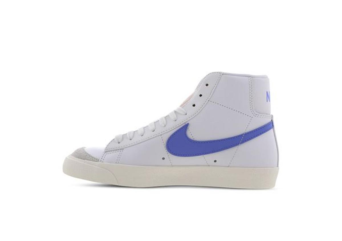 Zapatilla NIke Blazer Mid'77 en blanco y azul