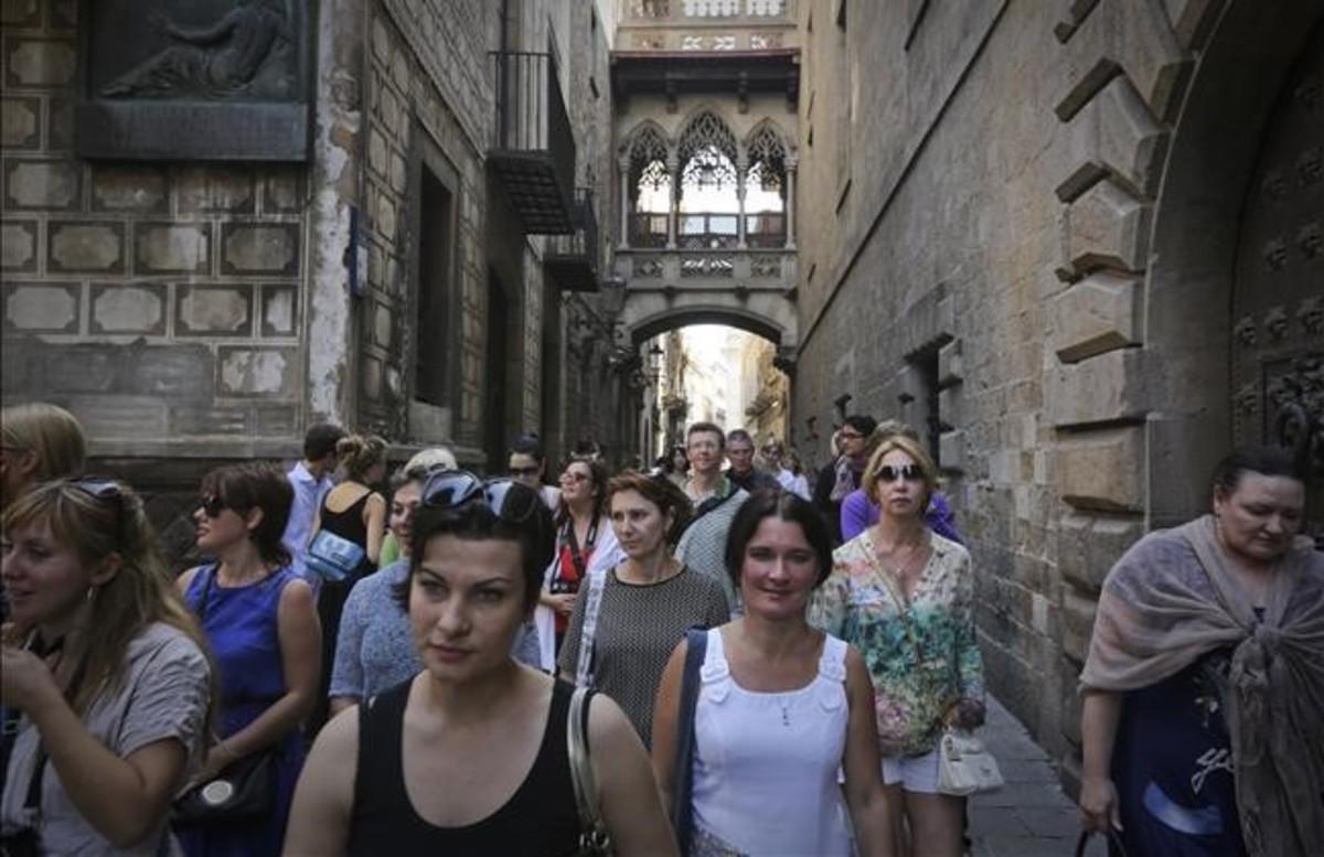 dcaminal27454202 barcelona  barcelones  03 10 2014    sociedad       turistas160812132747