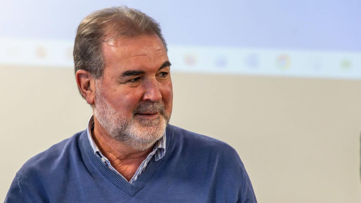 Anxo Quintana cerrará el acto.
