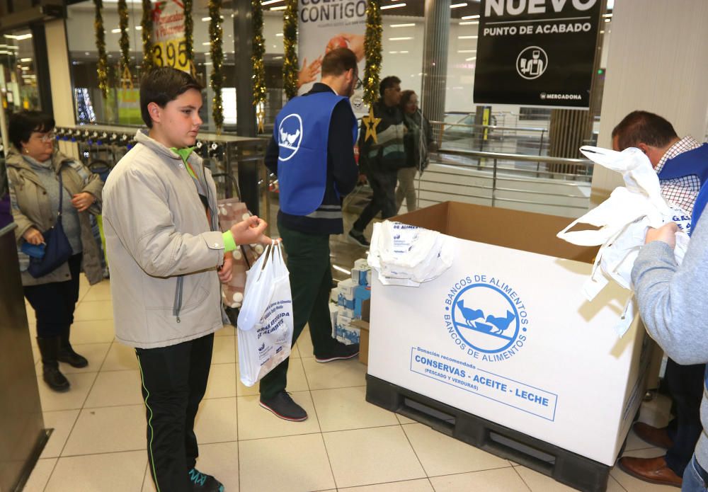 Bencosol pretende superar las 600.000 toneladas de alimentos en dos días de solidaridad en los supermercados de Málaga