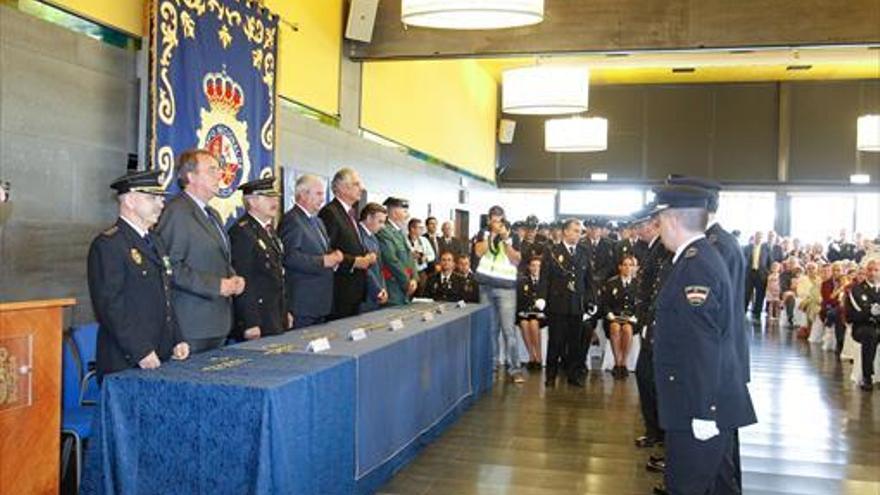 El patrón de la Policía Nacional se traslada a la plaza del Pilar