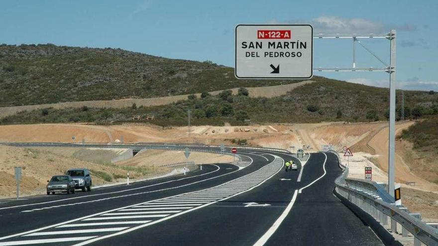 Enlace de la gran vía portuguesa con San Martín del Pedroso.