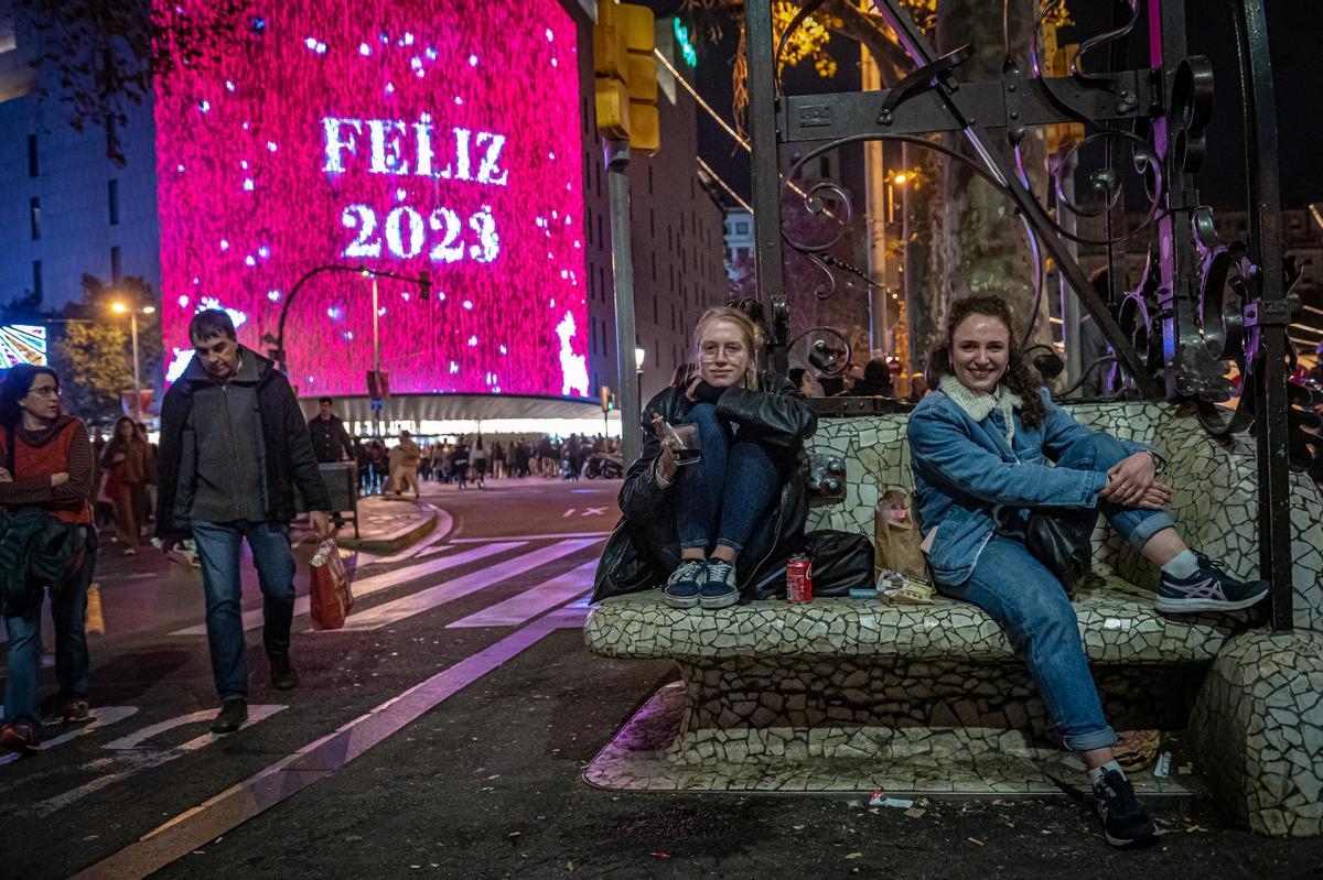 El centro de Barcelona repleto de compradores