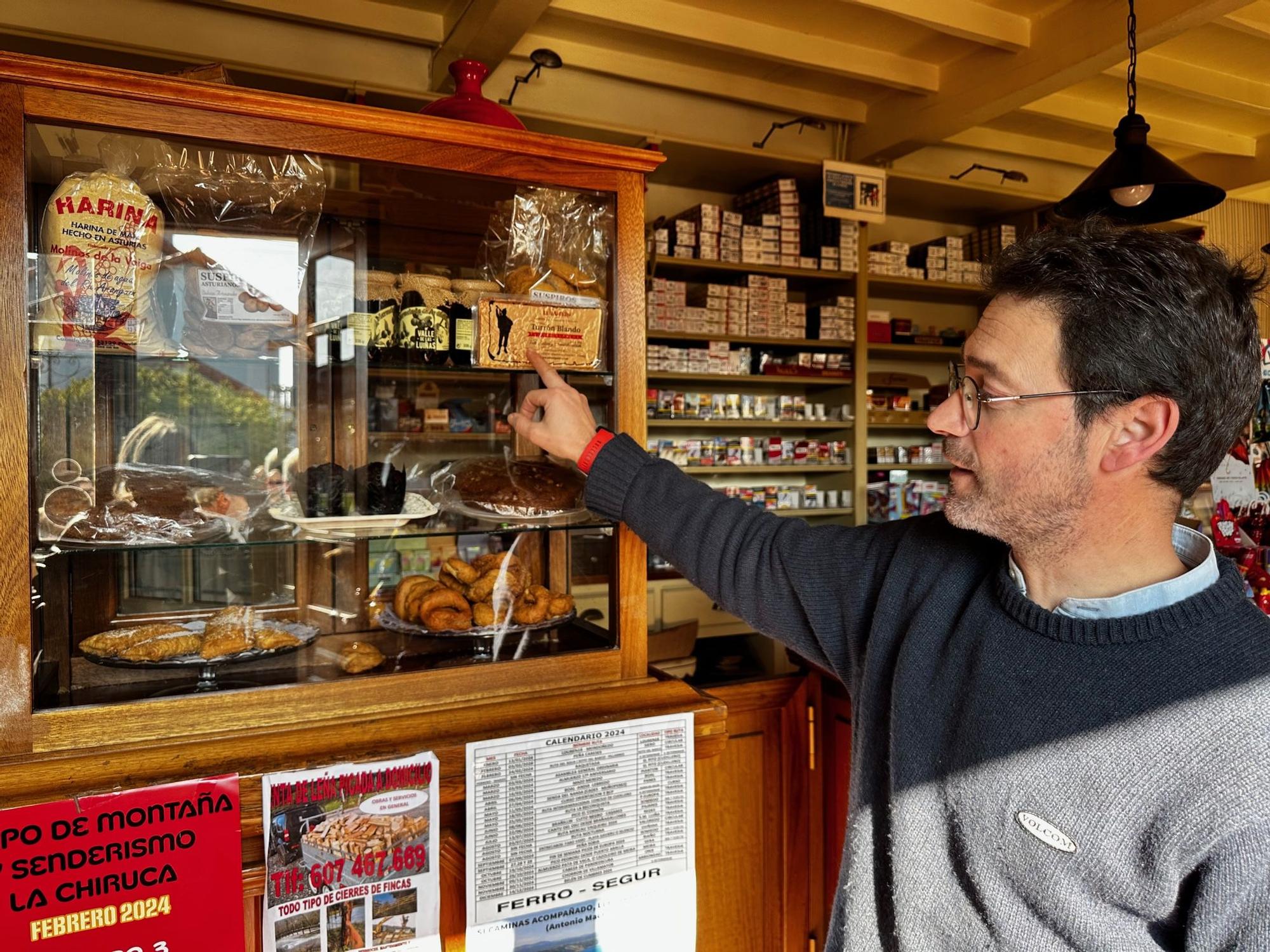 En imágenes: la tienda-bar de Oviñana que está a punto de cumplir 100 años, de un vistazo