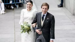 José Luis Martínez-Almeida y Teresa Urquijo, de nuevo felices en la boda de Natalia Santos Yanes