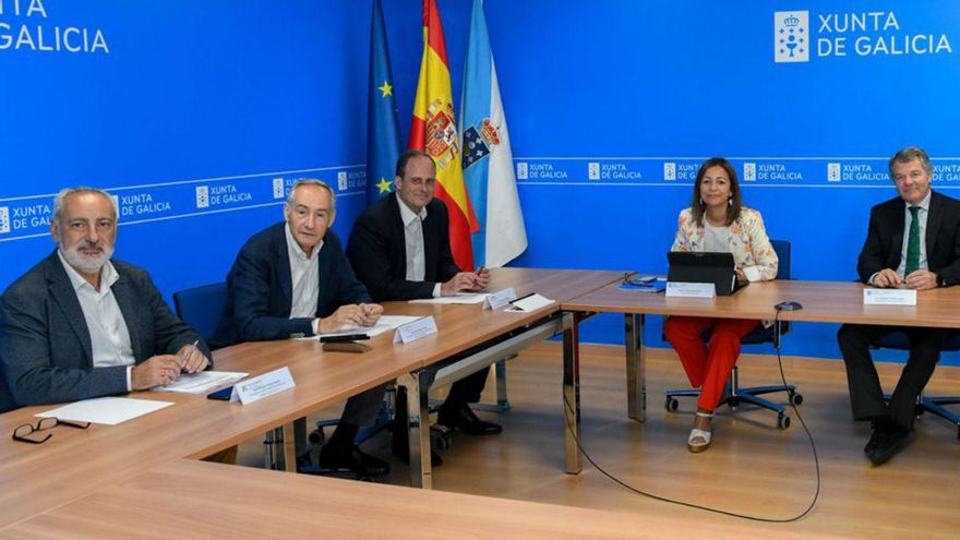 Cores Tourís, primero por la izquierda. | FDV
