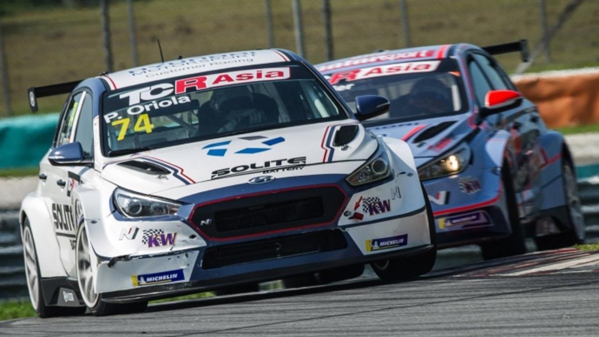El piloto gavanense Pepe Oriola logra el podio en Sepang