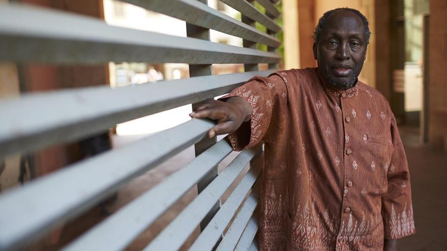 Muere el escritor keniano Ngugi Wa Thiong&#039;o, eterno candidato al Nobel