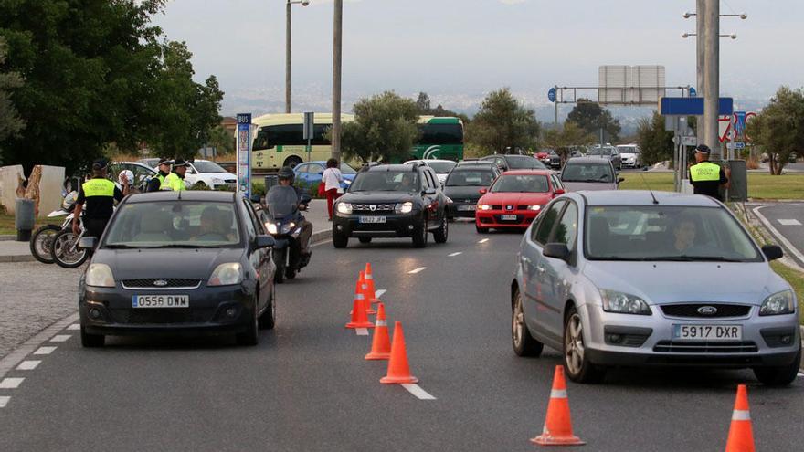 El PP descarta por &quot;inviable&quot; llevar nuevas líneas de autobuses al PTA