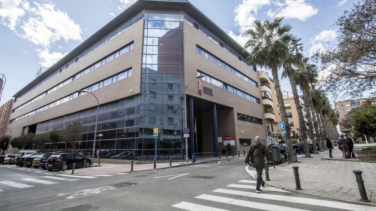 La sede de los juzgados de lo Mercantil en Alicante.