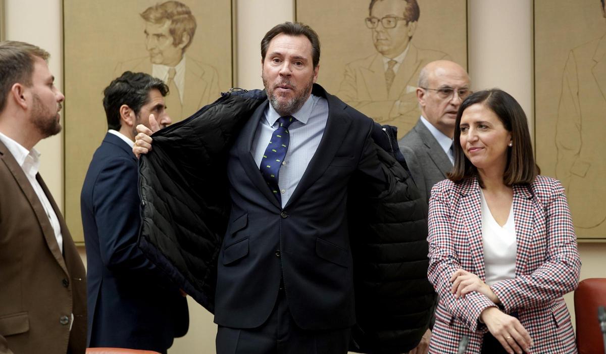 Óscar Puente, ministro de Transportes, durante su comparecencia en el Congreso de los Diputados, para informar sobre el accidente ferroviario de Adamuz.