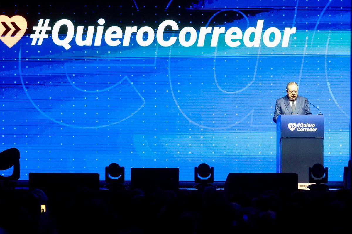 Vicente Boluda en el acto de Quiero Corredor