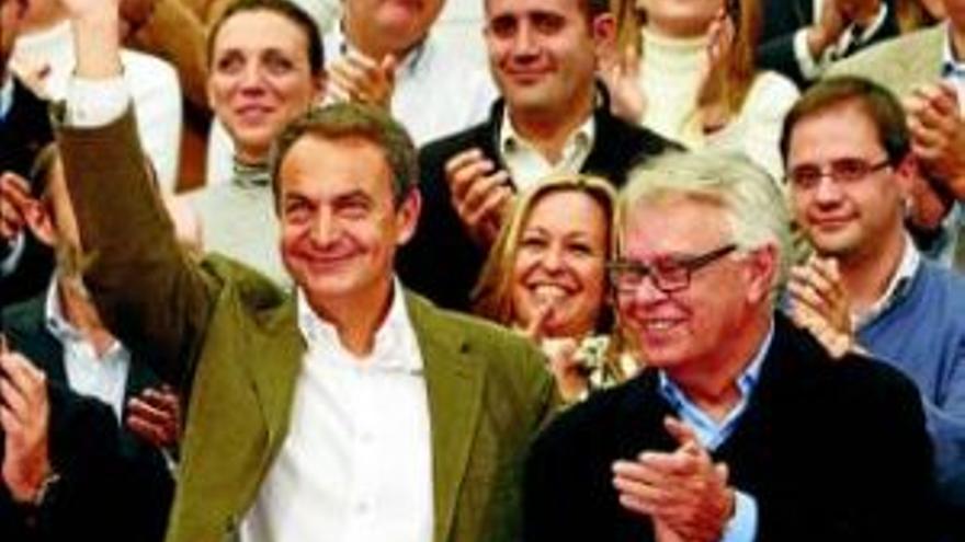 Zapatero vende su ley sostenible como la solución definitiva a la crisis