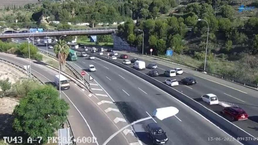 Una colisión en cadena atasca el túnel de San José durante la mañana