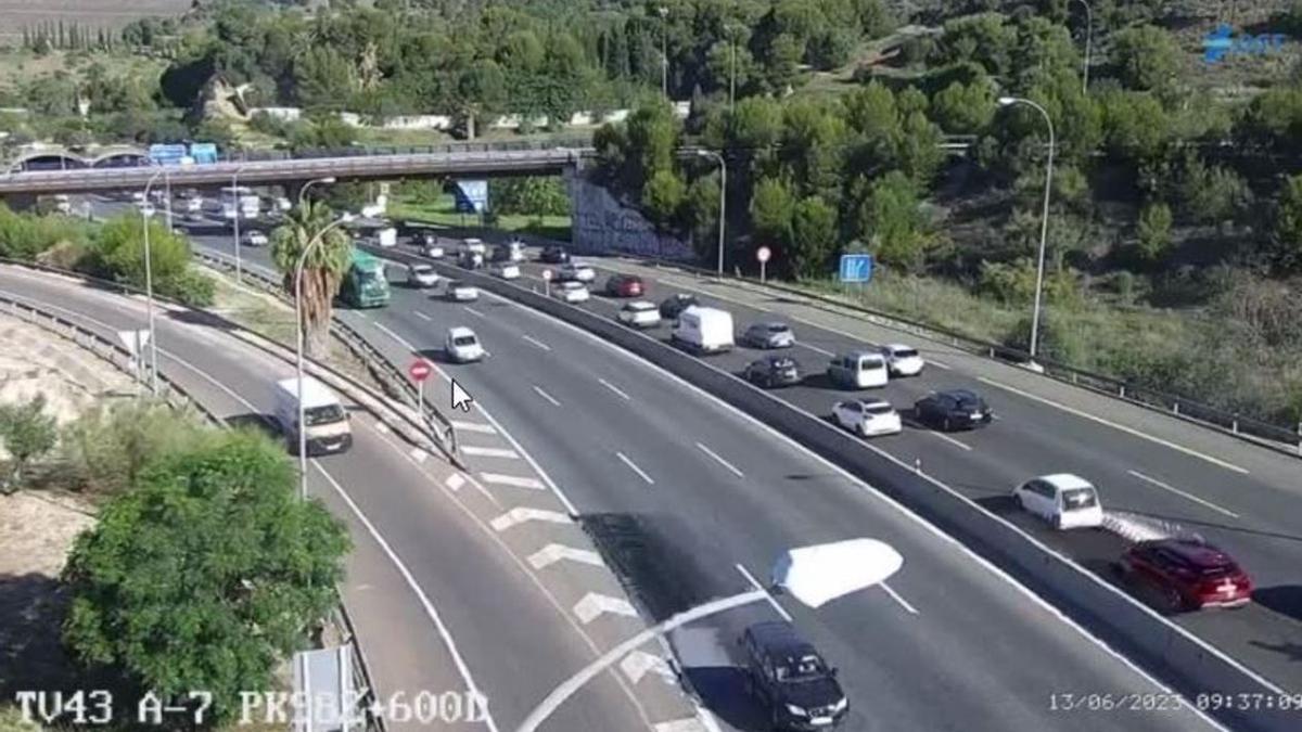 Tráfico en la Ronda Este, cerca del túnel de San José.