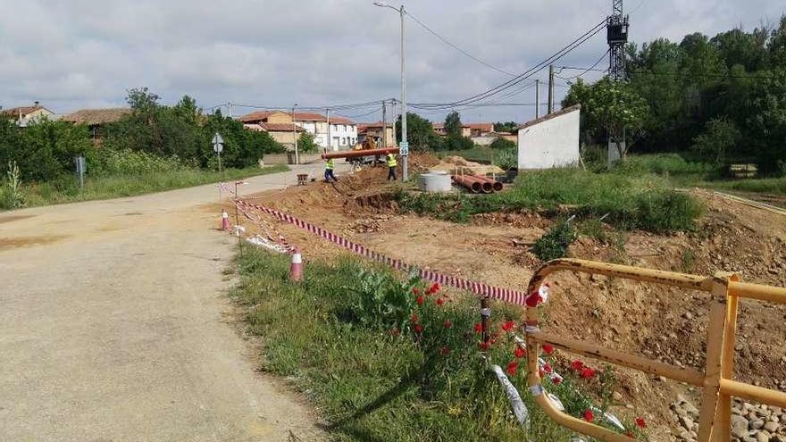 Obras en el puente de Uña de Quintana