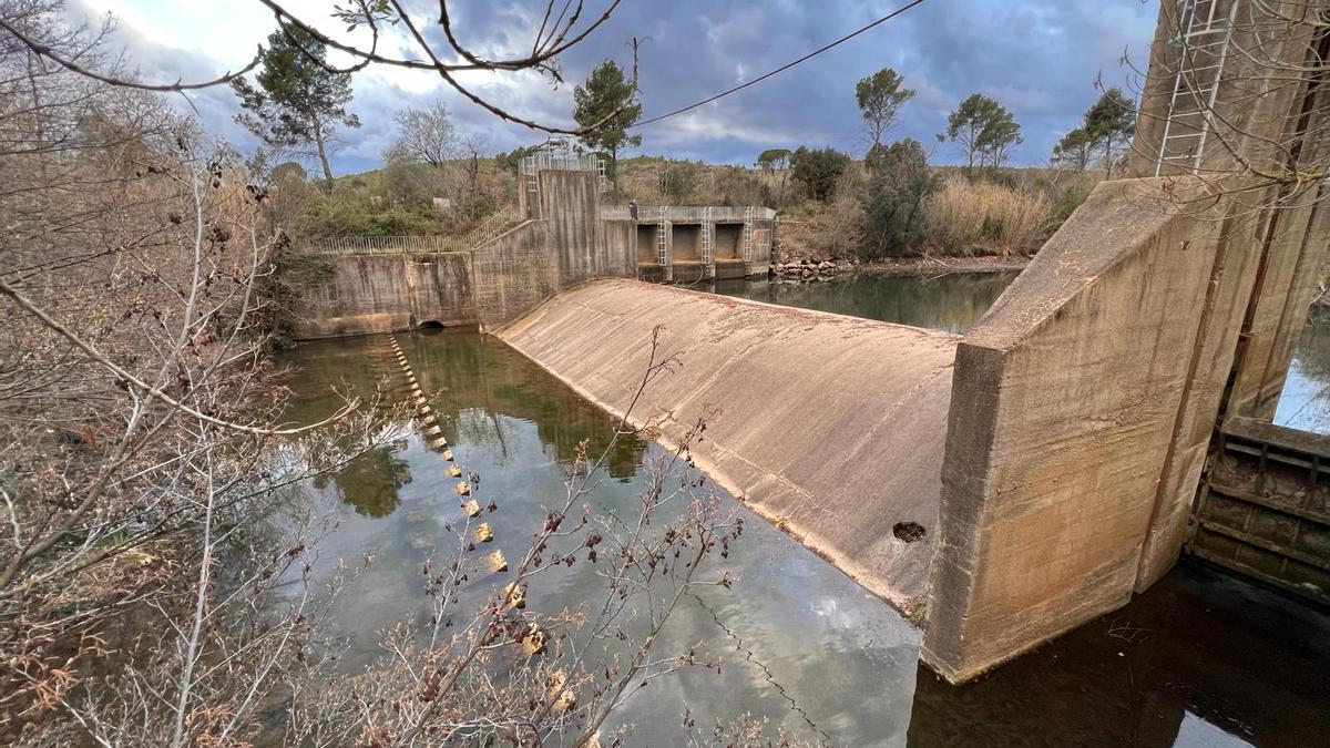 La resclosa on es farà arribar l'aigua.