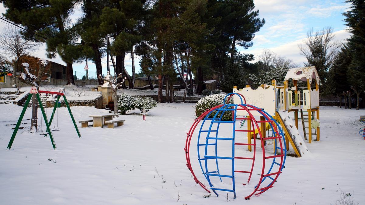 GALERÍA | La nieve del temporal Filomena llega a Aliste