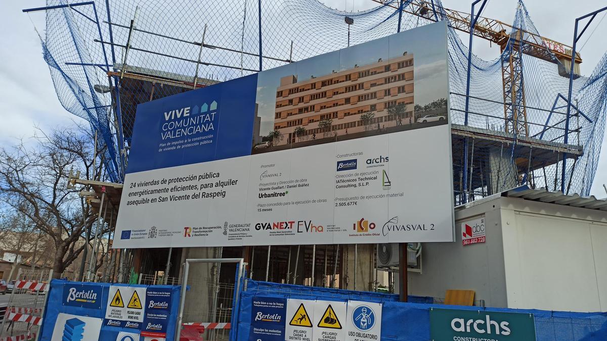 Edificio en construcción para viviendas de protección pública en San Vicente
