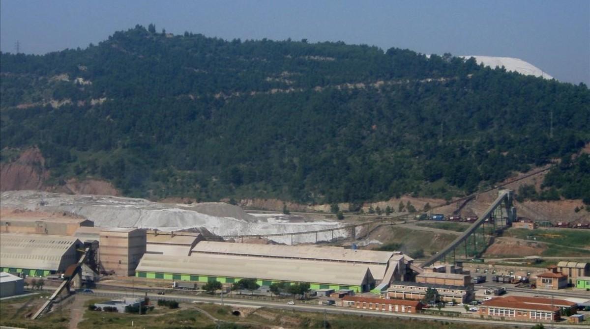 icoy33377140 economia 1 4 2016 sallent minas mines iberpotas160401164532 icoy33377140 economia 1 4 2016 sallent minas mines iberpotas160401164532