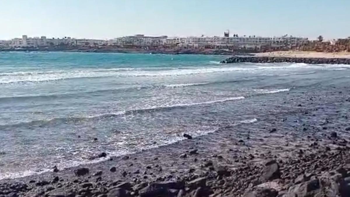 Vídeo de archivo de una playa de Lanzarote.
