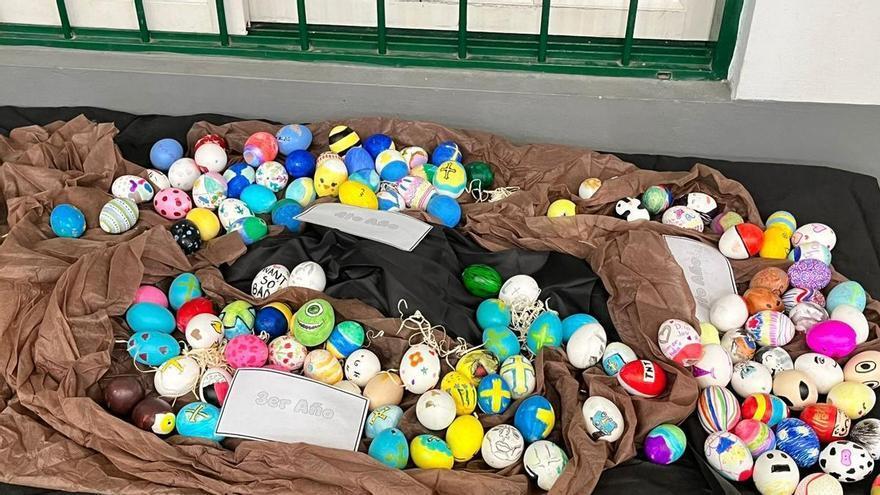 Así celebraron los Güevos Pintos los alumnos del Colegio Covadonga en el Centro Asturiano de Santa Fé