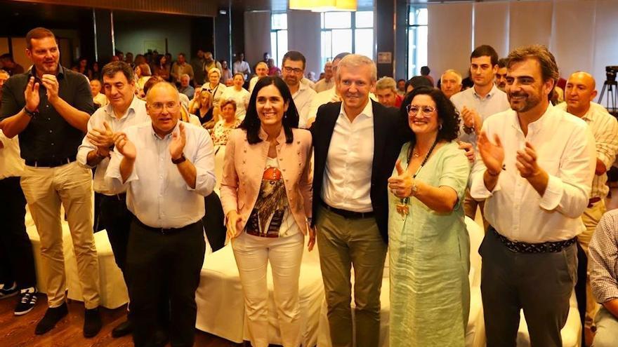 Apoyo unánime a Lucía Calvo como nueva presidenta del Partido Popular de Teo