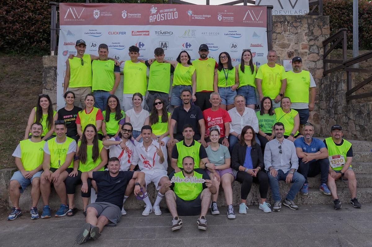 Miembros de la asociación cultural Adro de Vilaño durante una de sus actividades.