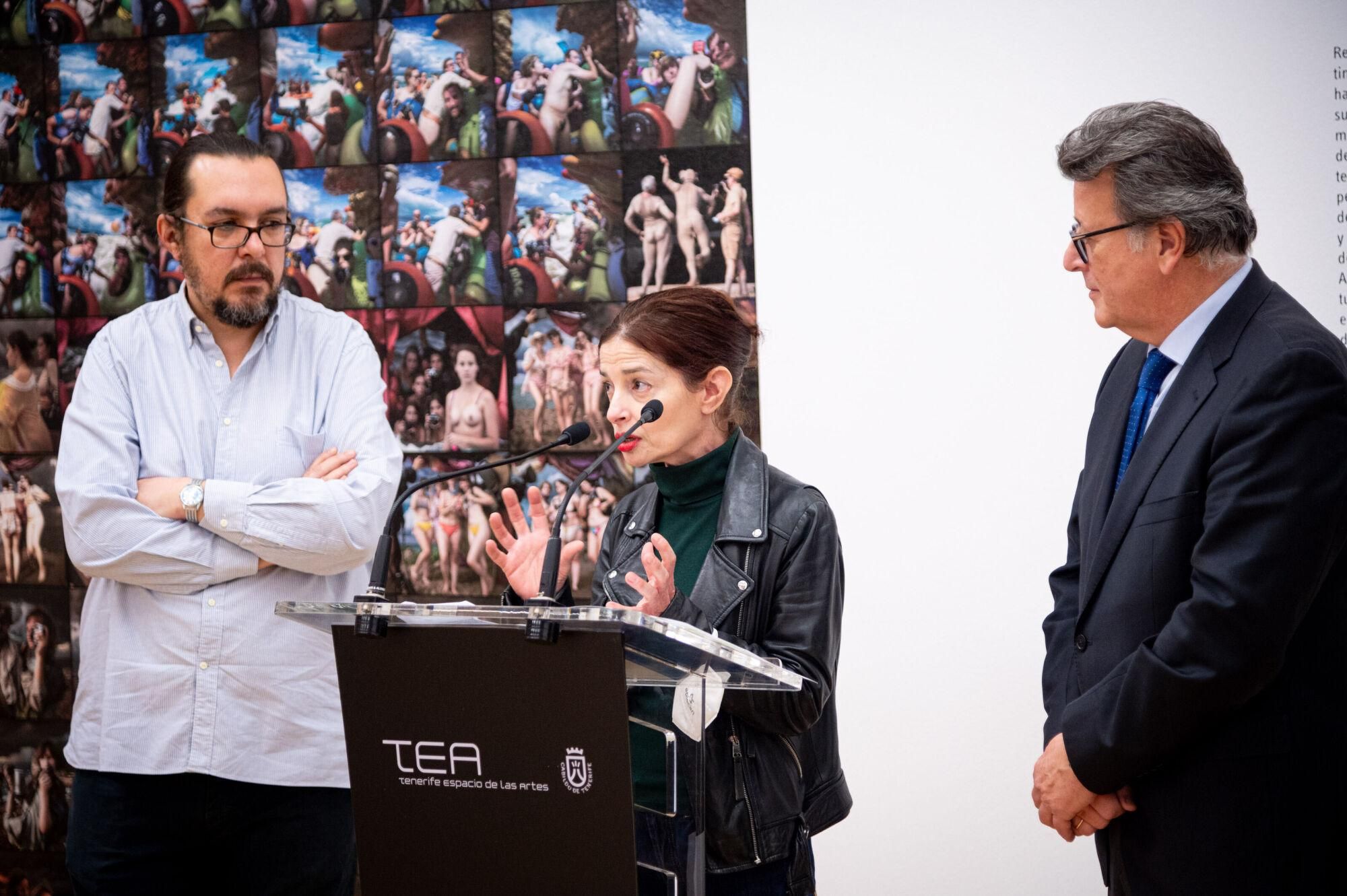 Exposición ‘Prompt: The tourist gaze’ en TEA
