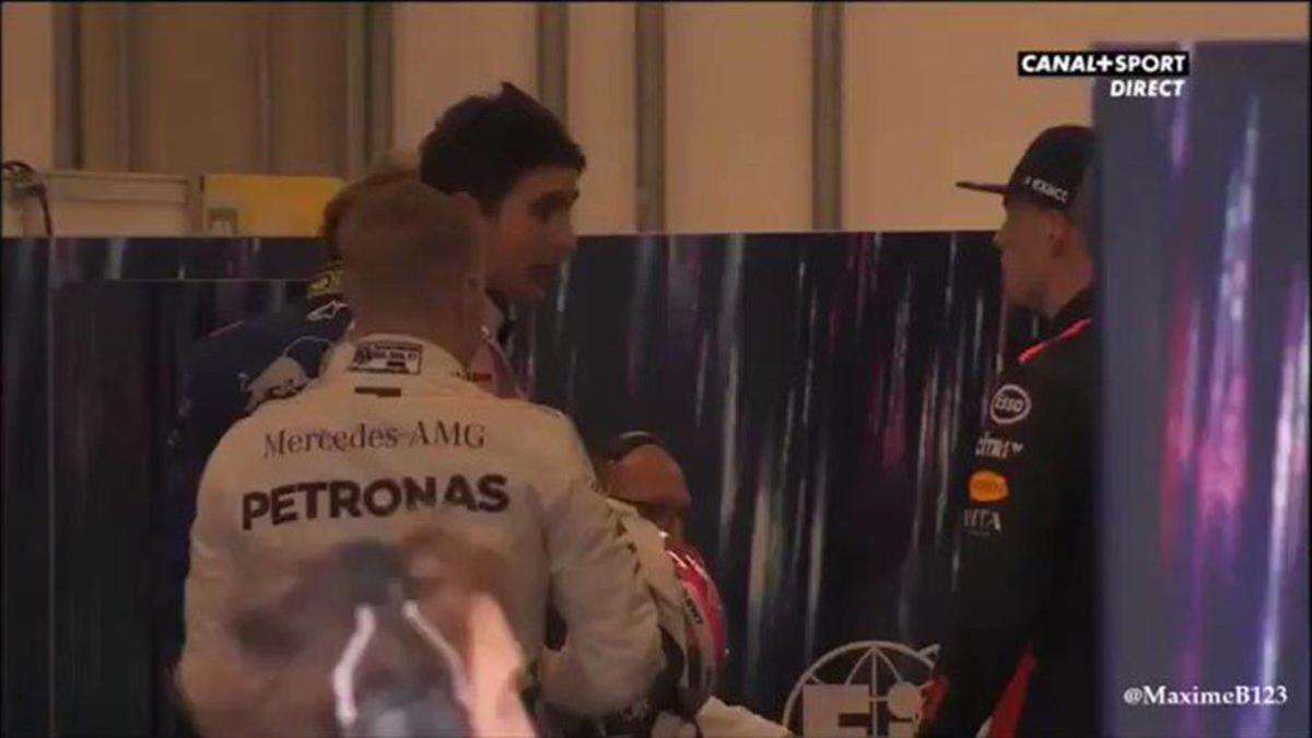 El incidente de Ocon y Verstappen en boxes