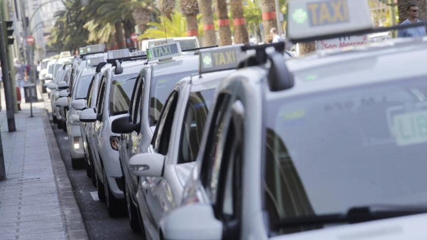 Taxis en Santa Cruz de Tenerife.