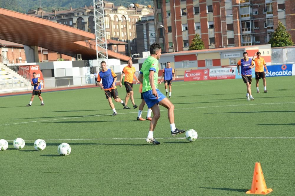 Primer entrenamiento del Caudal Deportivo de Mieres