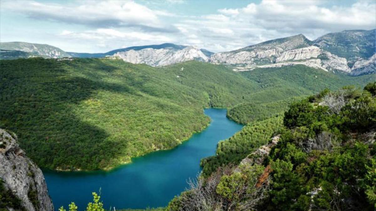 Panorámica del Embalse del Calcón en Guara