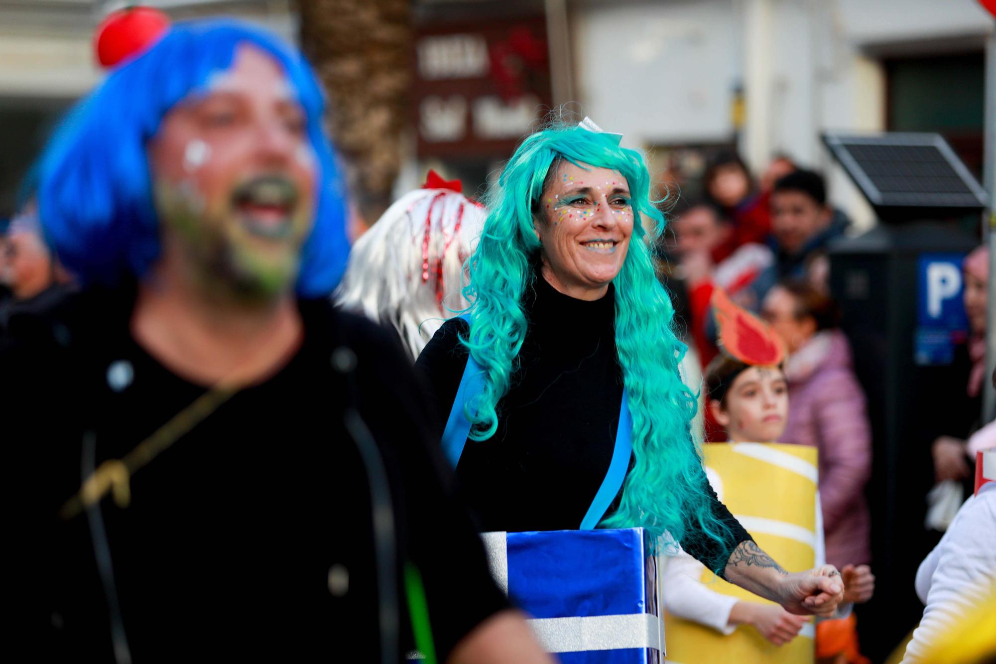 Todas las imágenes de la rúa de carnaval 2023 en Santa Eulària