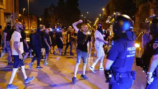 Al menos un policía herido en otra noche de violencia contra los migrantes en Torre Pacheco