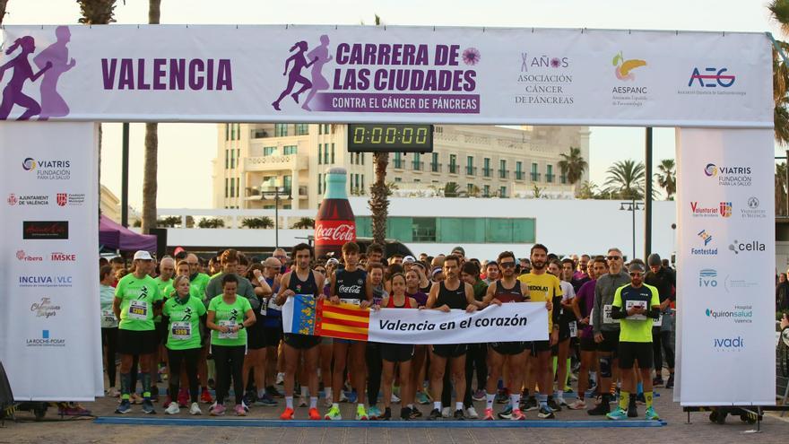València también se solidariza con la Carrera contra el Cáncer de Páncreas y congrega a más de 2.400 corredores