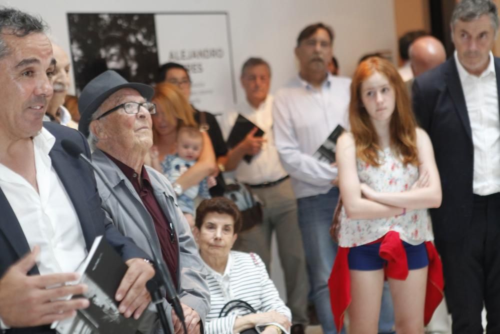 Inauguración de la exposición de Alejandro Mieres en el Museo Baroja