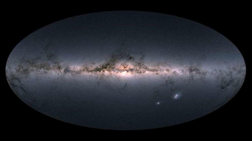 La Vía Láctea y galaxias vecinas vistas por el satélite &#039;Gaia&#039;.