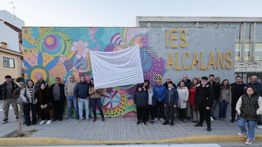 Los alcaldes reclaman abrir el IES de Montserrat por las tardes para paliar la masificación