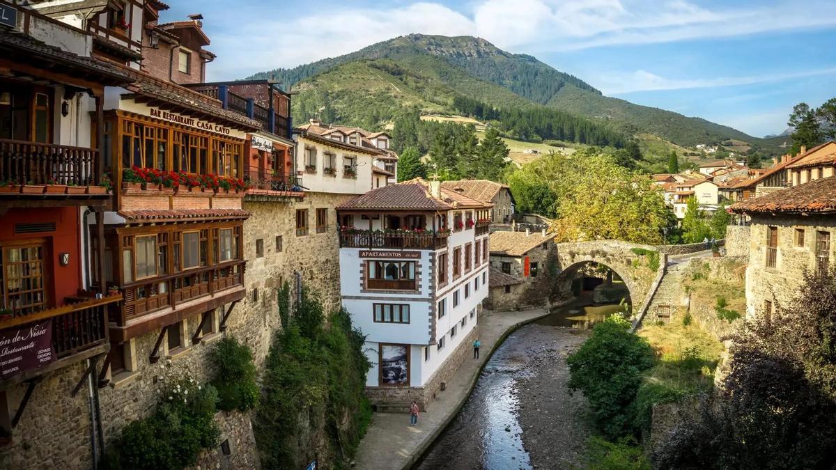 Potes, declarado uno de los pueblos más bonitos de España.