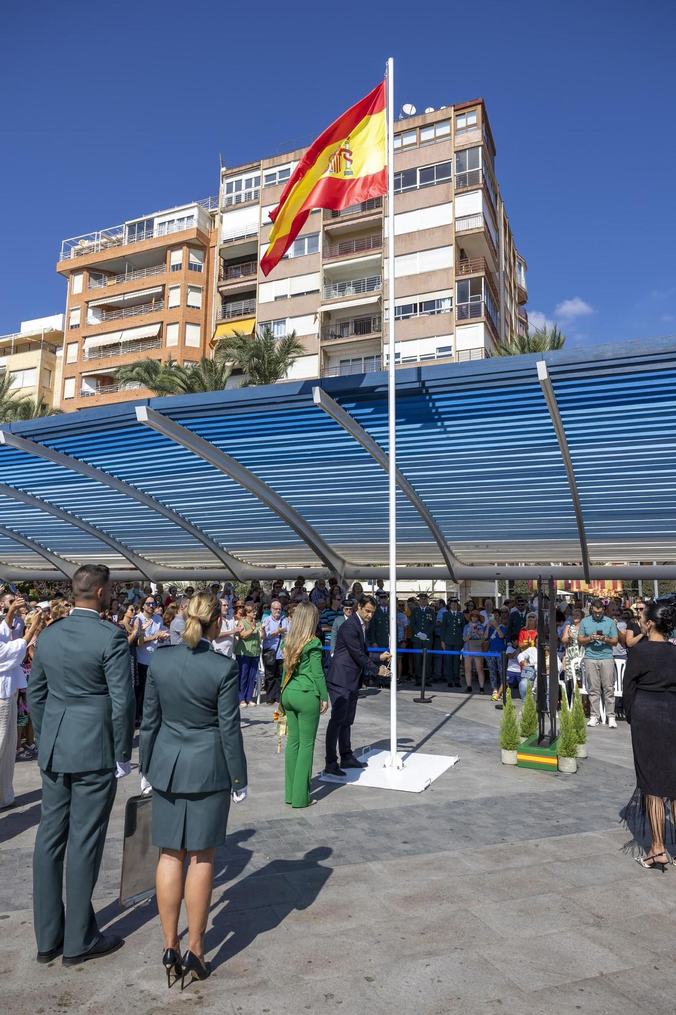 Misa en honor a la patrona la Virgen del Pilar y acto castrense por la Fiesta Nacional de la Guardia Civil de Torrevieja