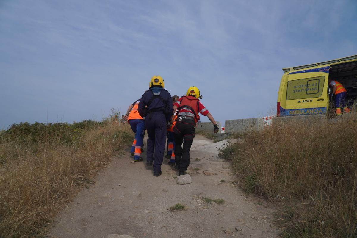Evacuación de la persona en la Torre de Hércules