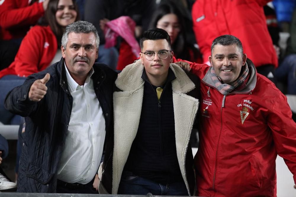 Ambiente en las gradas del Real Murcia - FC Cartagena