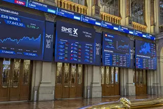 El Ibex 35 conquista los 13.000 por primera vez en 17 años