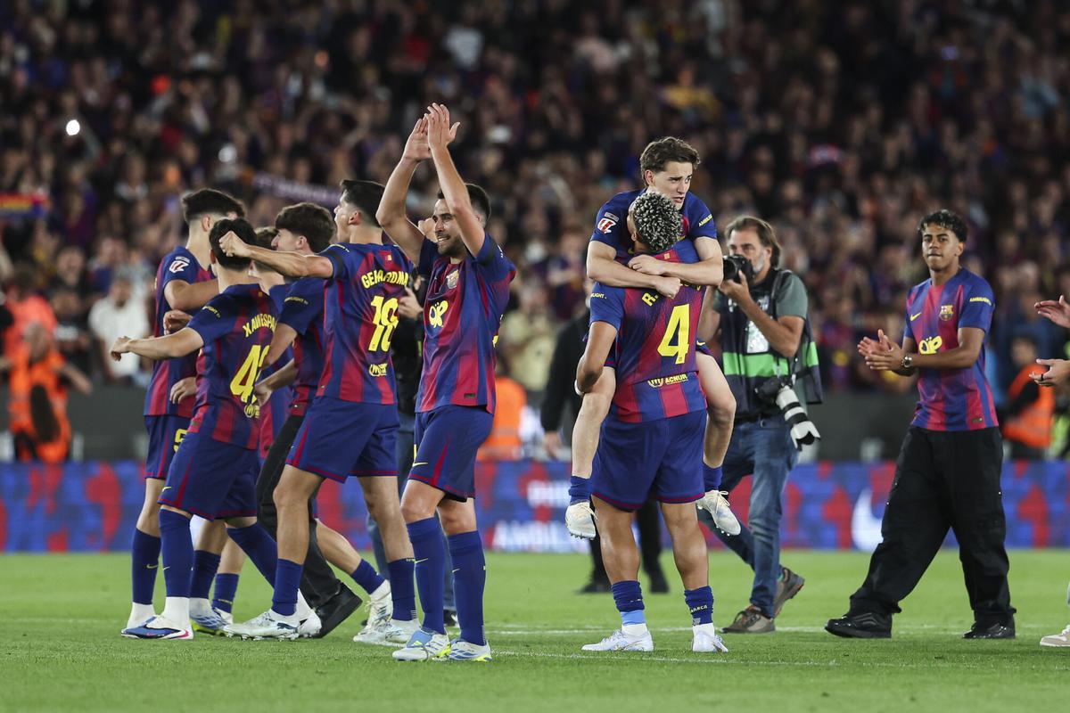 Players of FC Barcelona celebrate after winning the Spanish league, LaLiga EA Sports, football match played between FC Barcelona and Real Madrid C.F. at Spotify Camp Nou stadium on May 10, 2026 in Barcelona, Spain. AFP7 10/05/2026 ONLY FOR USE IN SPAIN