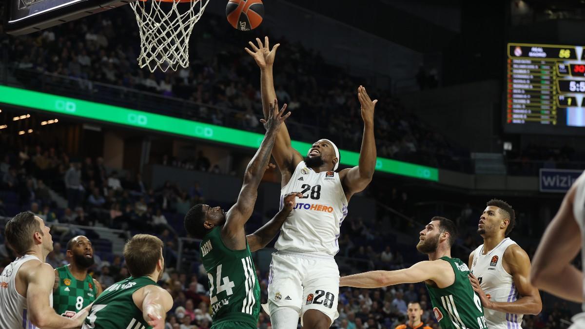 Yabusele, en una acción del partido