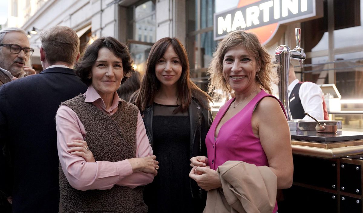 Lula Gómez, periodista, directora de comunicación de la Secretaría General Iberoamericana e Isabel Garzo, escritora y Ángeles González-Sinde, escritora y cineasta.