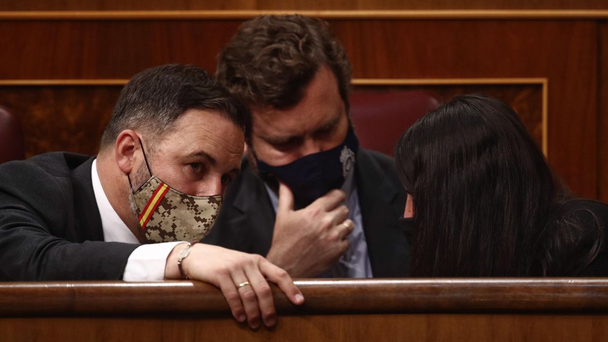 The leader of Vox, Santiago Abascal and the parliamentary spokesman for Vox, Iván Espinosa de los Monteros. The leader of Vox, Santiago Abascal and the parliamentary spokesman for Vox, Iván Espinosa de los Monteros.