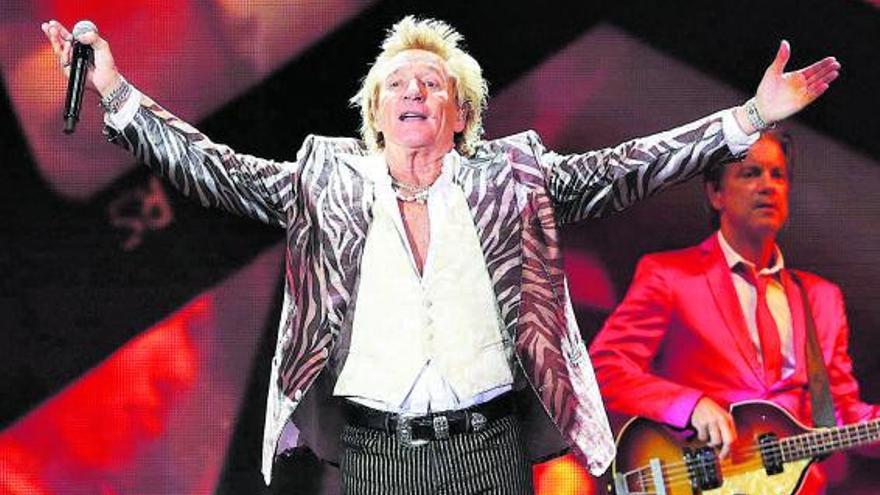 Rod Stewart llega a Murcia con la actitud de una gran ‘rockstar’